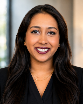 Elizabeth Gomes, Licensed Master Social Worker · CASAC-T